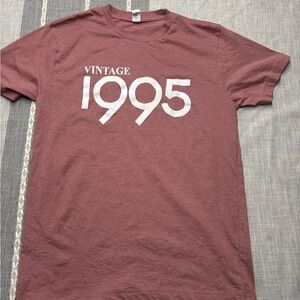 Classic 1995 Graphic Tee - short sleeve women